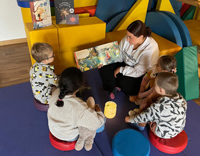 Vorlesetag im Kindergarten An der Windmühle kleine Vorlesegruppe
